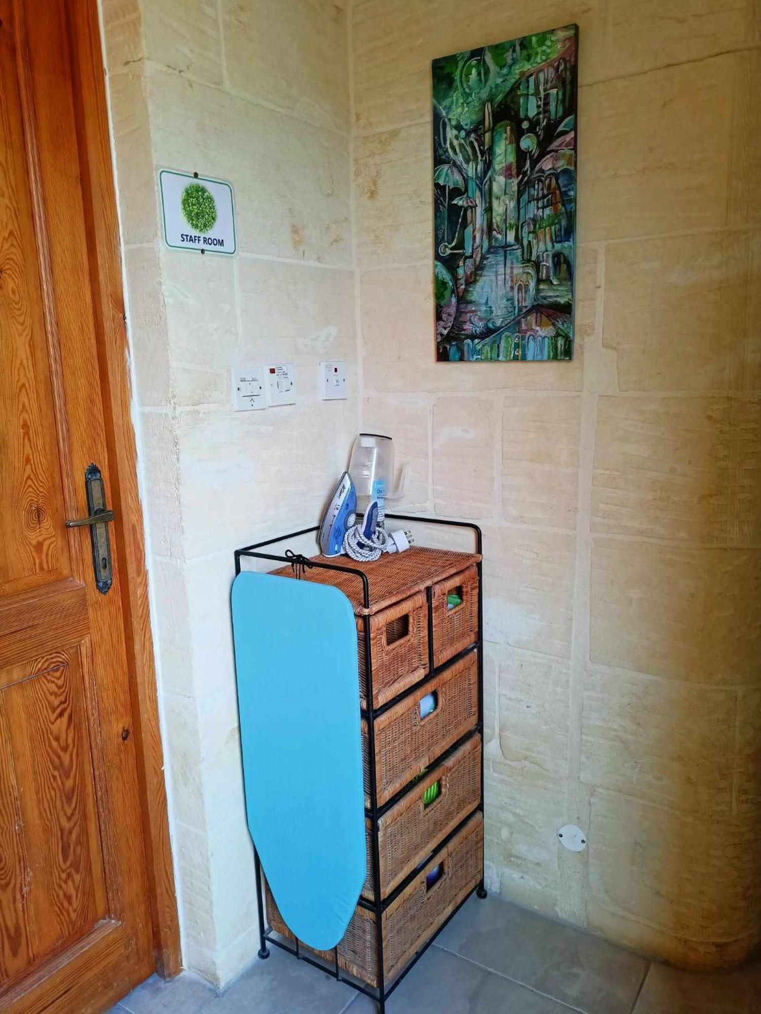Arthome - Guest Rooms Għarb المظهر الخارجي الصورة