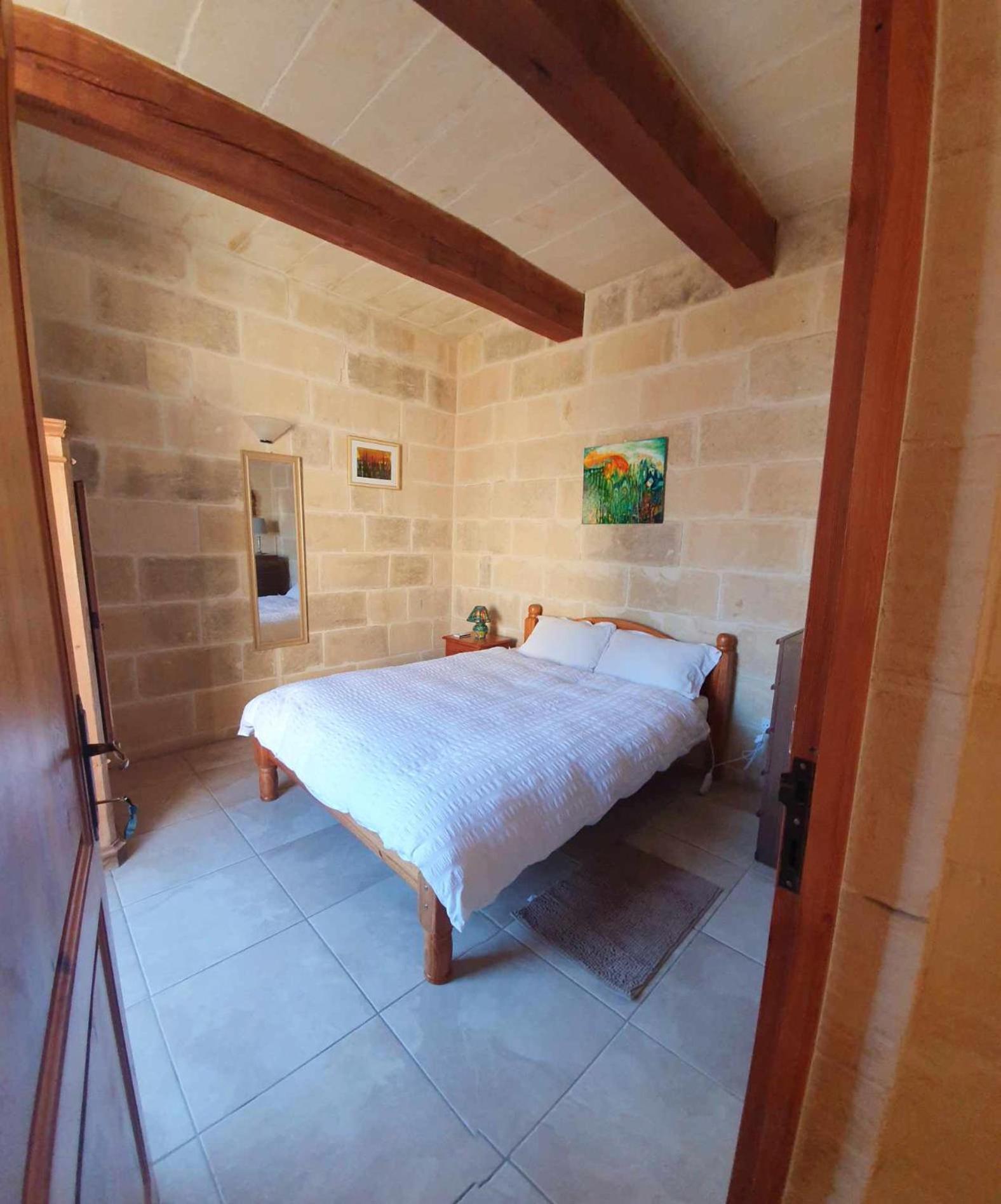 Arthome - Guest Rooms Għarb المظهر الخارجي الصورة