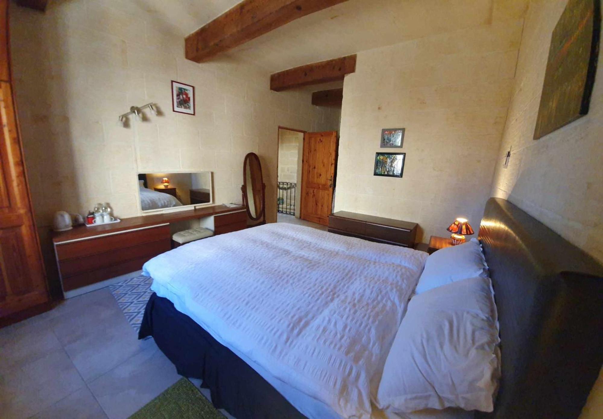 Arthome - Guest Rooms Għarb المظهر الخارجي الصورة