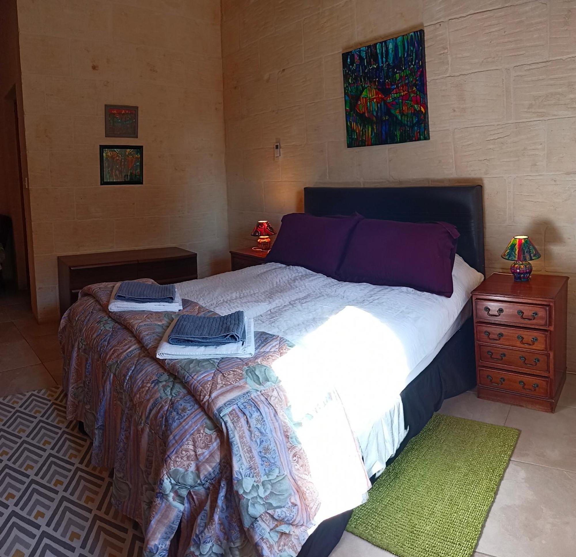 Arthome - Guest Rooms Għarb المظهر الخارجي الصورة